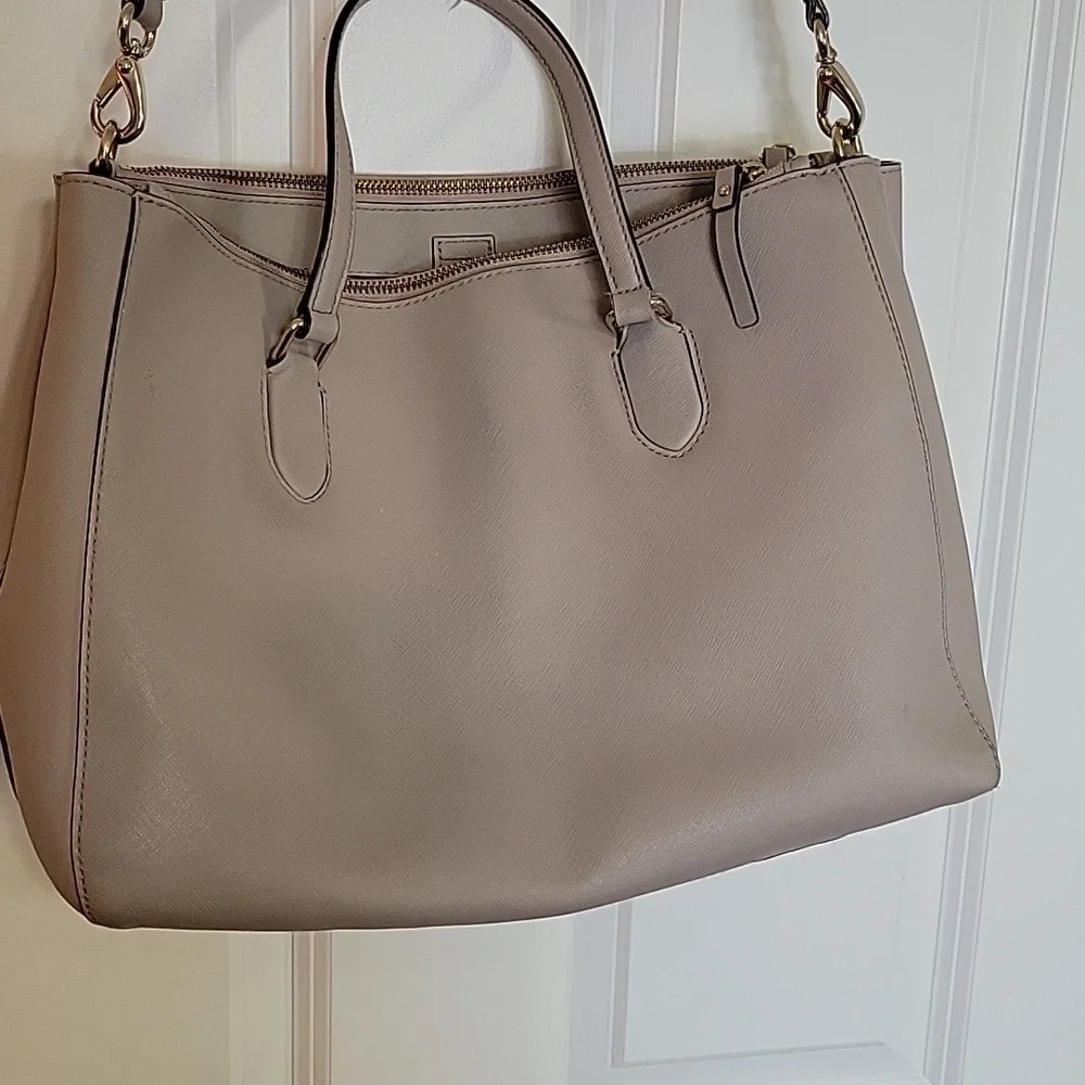 🔴SOLD🔴 Kate Spade Tote - Picture 6 of 11